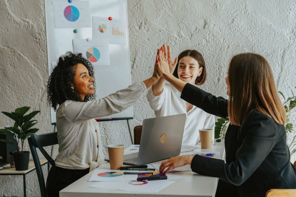 A importância da acessibilidade nos jogos corporativos e como ela pode melhorar a experiência da equipe