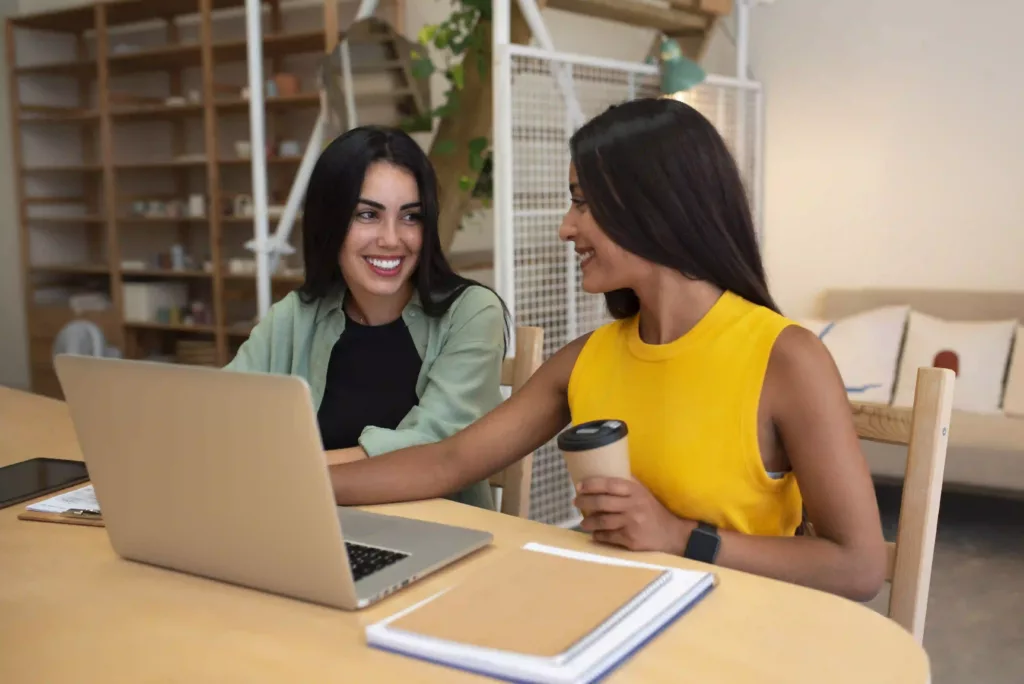 Feedback construtivo: qual a importância e exemplos de como fazer