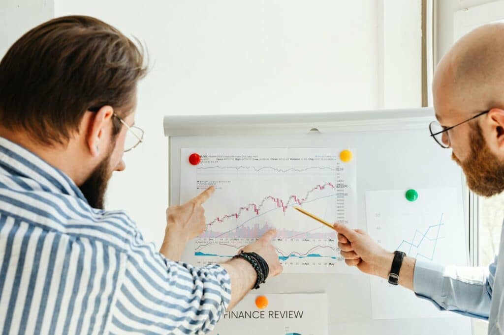 Inteligência competitiva: o que é, benefícios e como aplicar na sua empresa?